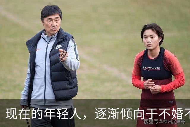 现在的年轻人，逐渐倾向于不婚不育不买房，甚至不去上班内卷